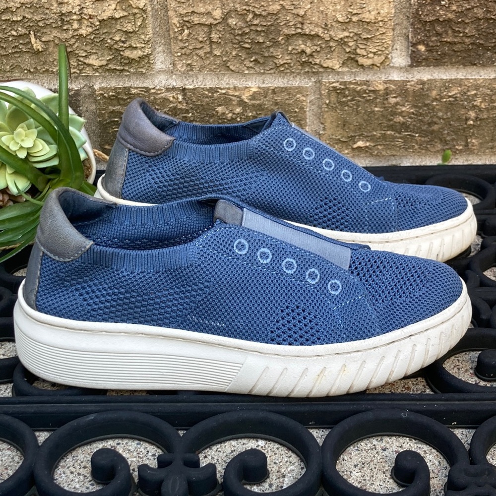 ☀️Sofft Blue Payton Platform Sneakers